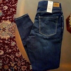 Levi Strauss Signature Shaping Denim Stretch Pull-On Super Skinny Jeans